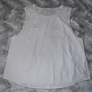 Sculpt cropped tank in “light vapor”